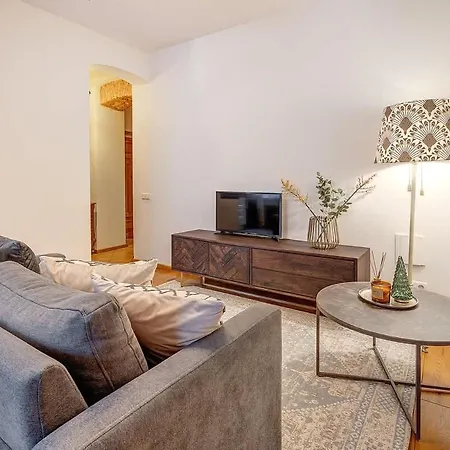 Domillion Cozy 2bdr On Stikliu Str S43 * Вильнюс