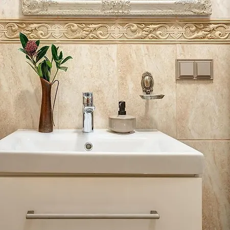 Domillion Cozy 2bdr On Stikliu Str S43 Apartament