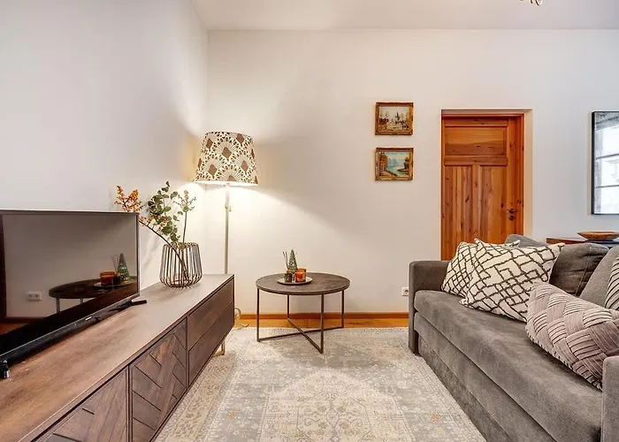 Butas Domillion Cozy 2bdr On Stikliu Str S43 *