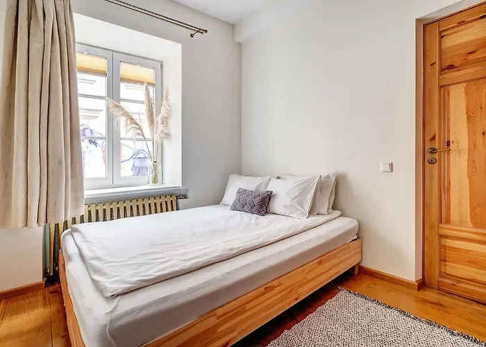 Domillion Cozy 2bdr On Stikliu Str S43 *