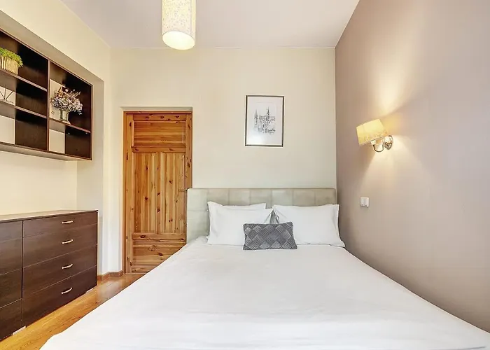 Domillion Cozy 2bdr On Stikliu Str S43 *