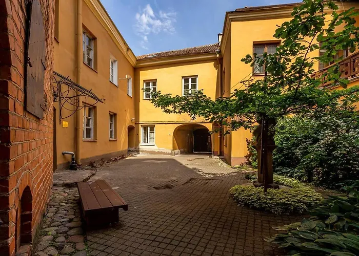 Butas Domillion Cozy 2bdr On Stikliu Str S43 *