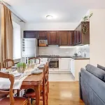 Domillion Cozy 2bdr On Stikliu Str S43 Apartment