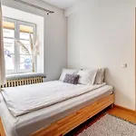 Domillion Cozy 2bdr On Stikliu Str S43 *